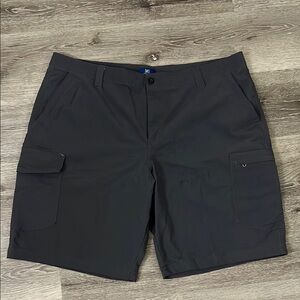 Men's Dark Gray Cargo Shorts size 42 NWOT